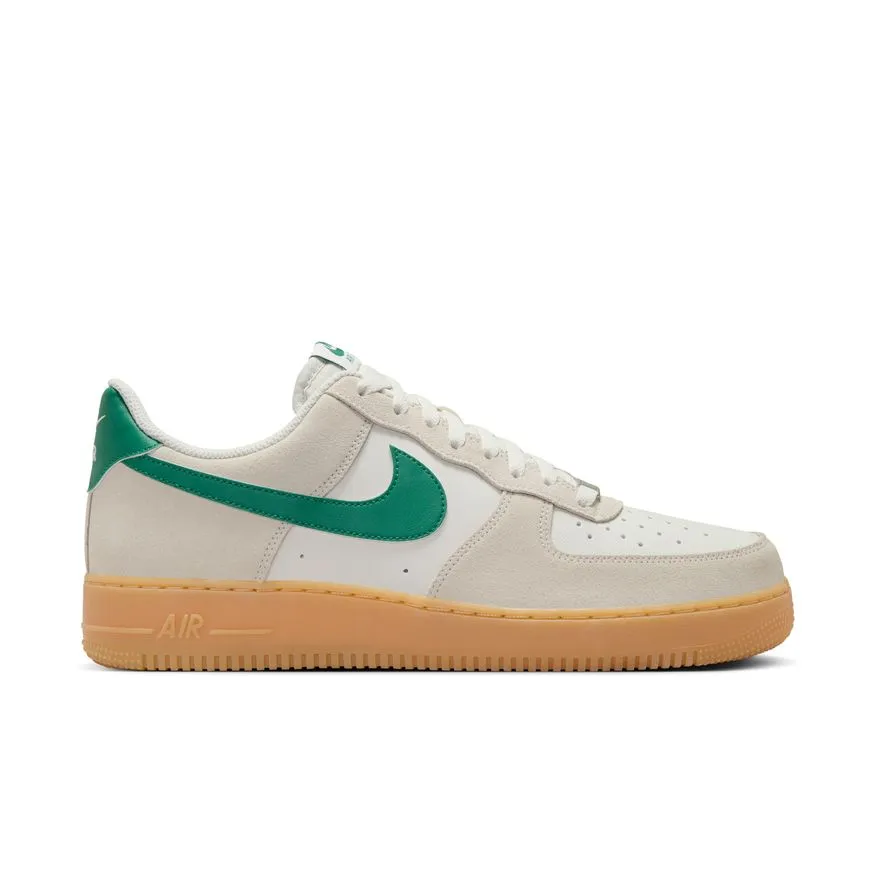 M Nike Air Force 1 '07 LV8 FQ8714-001