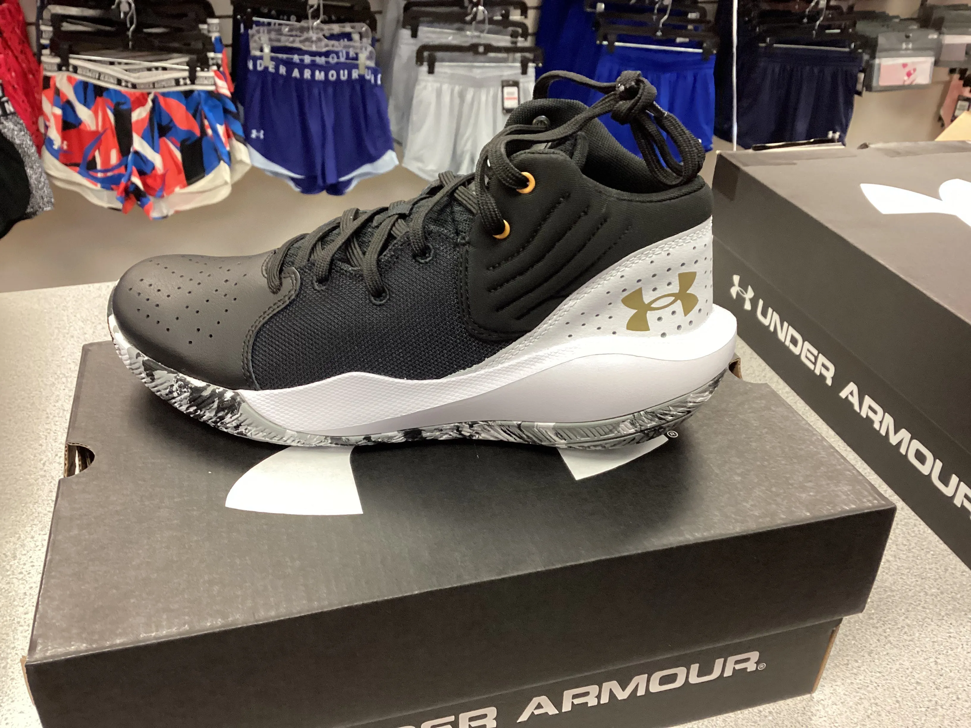 Under Armour Jet 21 Basketball Shoe